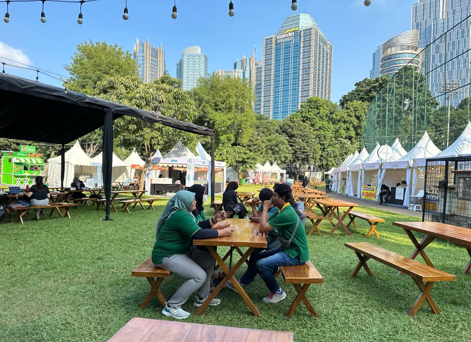 Sundown Markette Menyulap Ruang Publik Menjadi Destinasi Ngabuburit Favorit di Jakarta