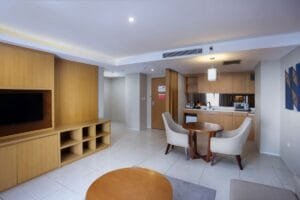 Beli Business Suite Dapat Superior Deluxe Room Gratis, Yuk Jadikan Liburan Keluarga Makin Seru di Swiss-Belhotel Pondok Indah