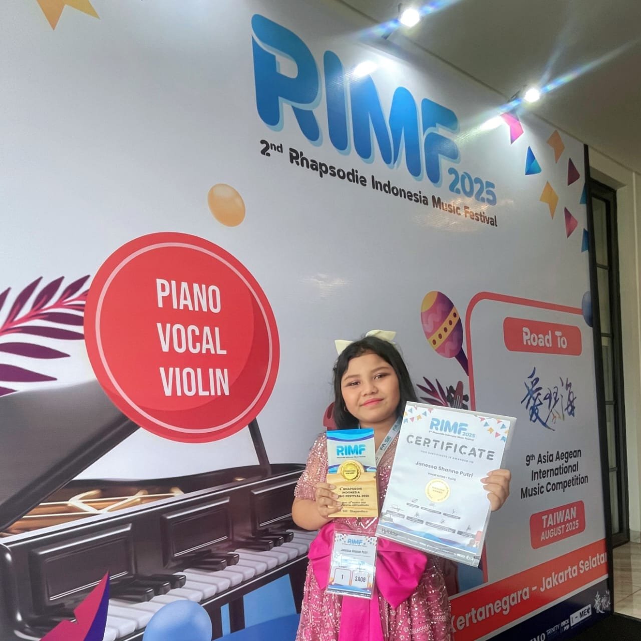 Bintang Cilik Internasional dari Depok yang Bersinar, Janessa Shanne Putri Raih Diamond Award di Ajang RIMF