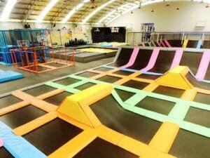 Bounce Street Asia: Serunya Lompat-Lompatan Anti Bosan di Tengah Kota Jakarta!