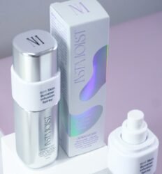 Multitasking Kayak Kamu: Instamoist, Spray Wajah yang Bisa Primer & Setting Sekaligus