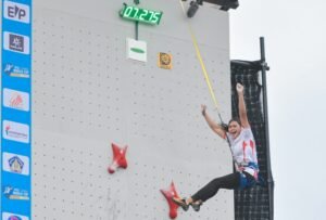 Kadek Adi Asih Ukir Sejarah: Raih Perunggu di Debut Piala Dunia Panjat Tebing 2025