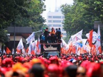 Menaker Tegaskan Komitmen Tindak Lanjut Arahan Presiden Prabowo Soal Outsourcing di Momen May Day 2025