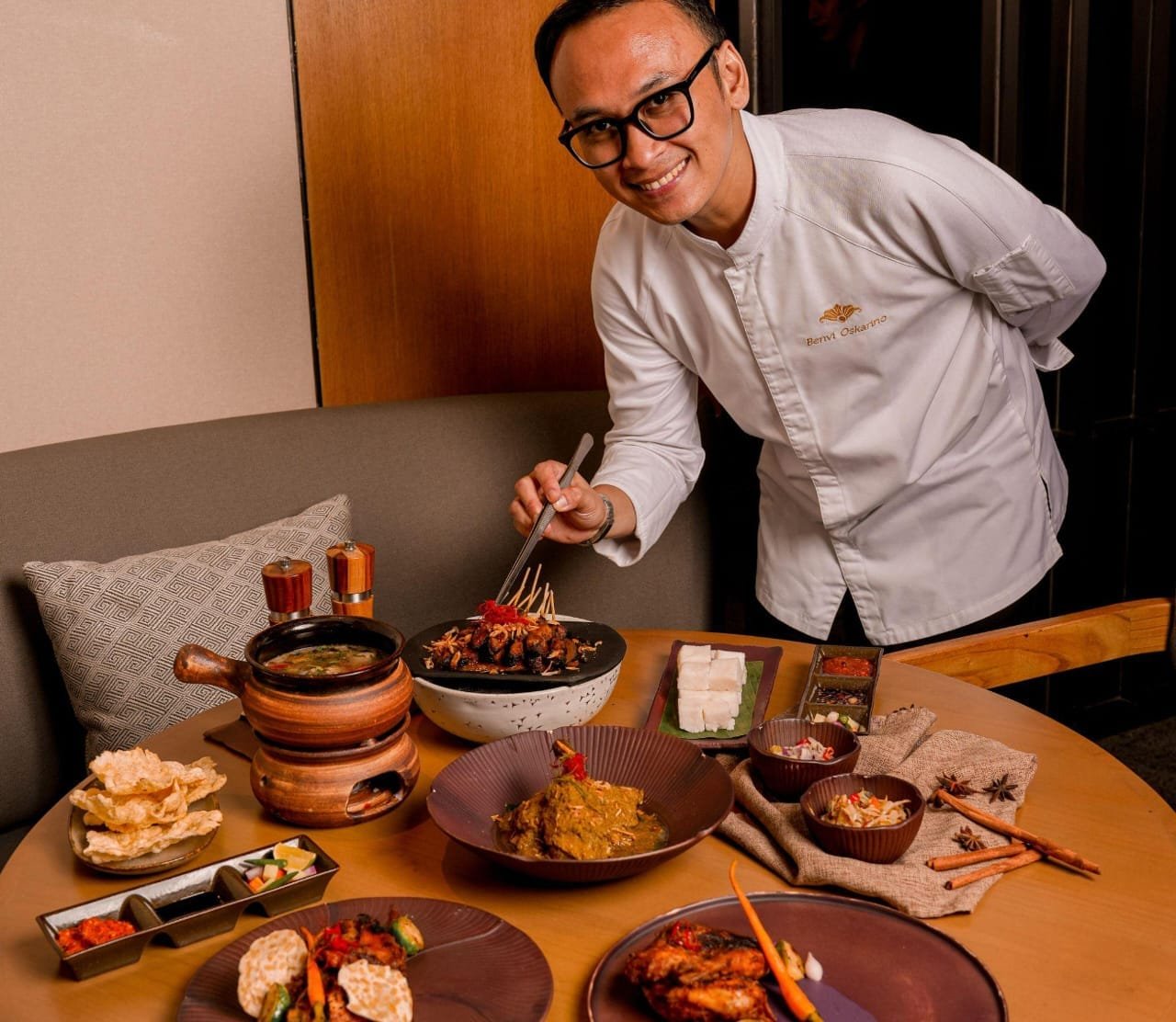 Kayu Manis Restaurant Hadirkan Sajian Baru Cita Rasa Nusantara Kreasi Chef Benvi "Nggawa Roso"