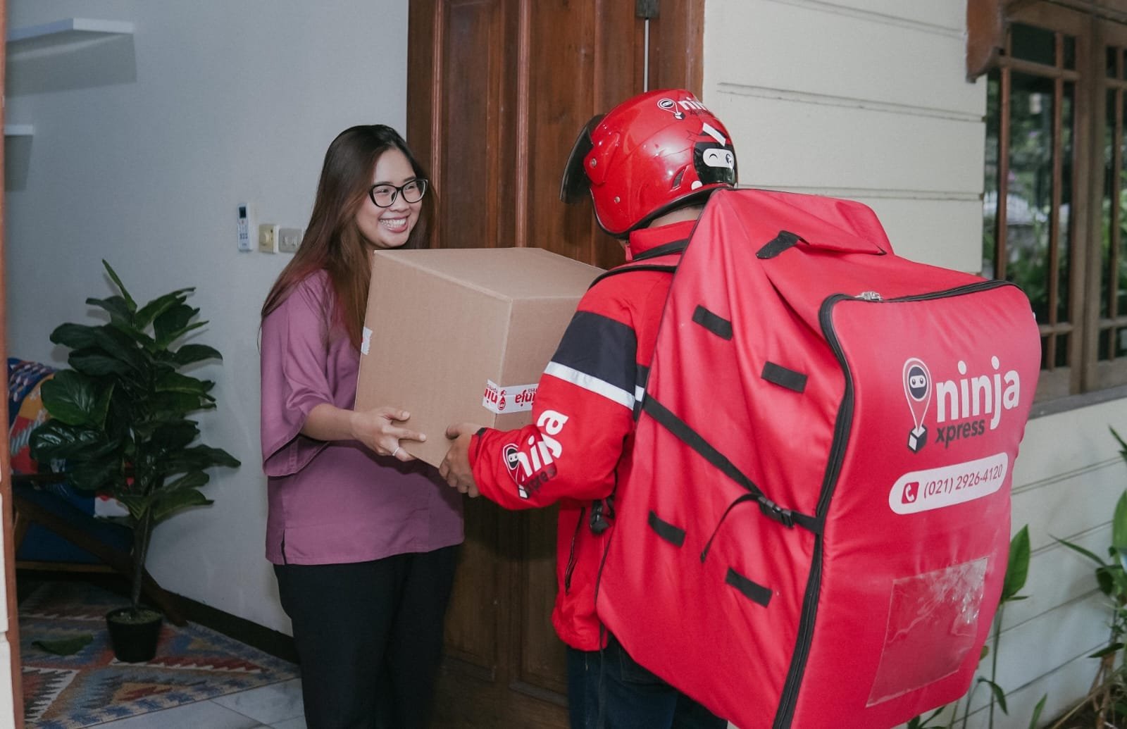 Program Jumbo dari Ninja Xpress Permudah UKM Kirim Paket Besar, Makin Berat, Makin Hemat
