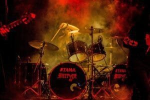 Sosok-Sosok Drummer Legendaris yang Menorehkan Beat Abadi