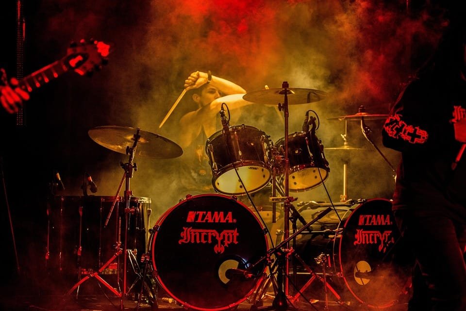 Sosok-Sosok Drummer Legendaris yang Menorehkan Beat Abadi