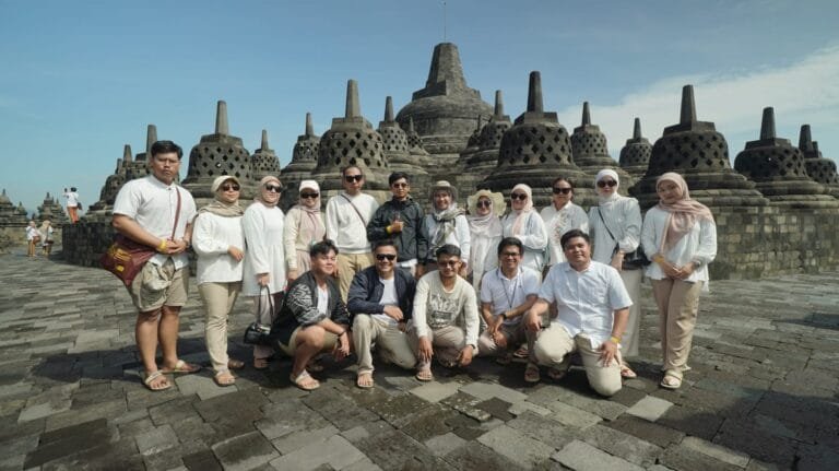 Tingkatkan Kekompakan Tim, PT. Setia Manggala Abadi Gelar Company Gathering di Yogyakarta