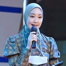 Vina Muliana: Dari Jakarta ke Puncak Popularitas TikTok