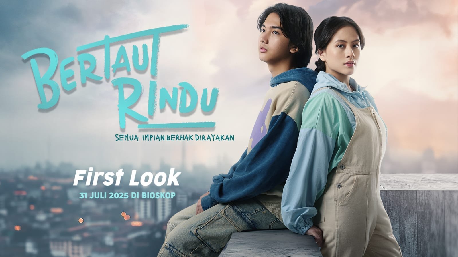 Adhisty Zara dan Ari Irham Perlihatkan Chemistry yang Menggetarkan Hati Penonton di First Look Film "Bertaut Rindu”