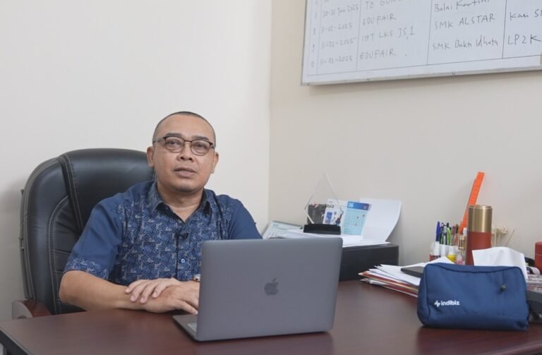 Kolaborasi Indibiz Bersama SMK Bakti Idhata Perkuat Digitalisasi Pendidikan Vokasi di Jakarta Selatan