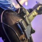 Teknik Bermain Gitar Listrik yang Wajib Dikuasai