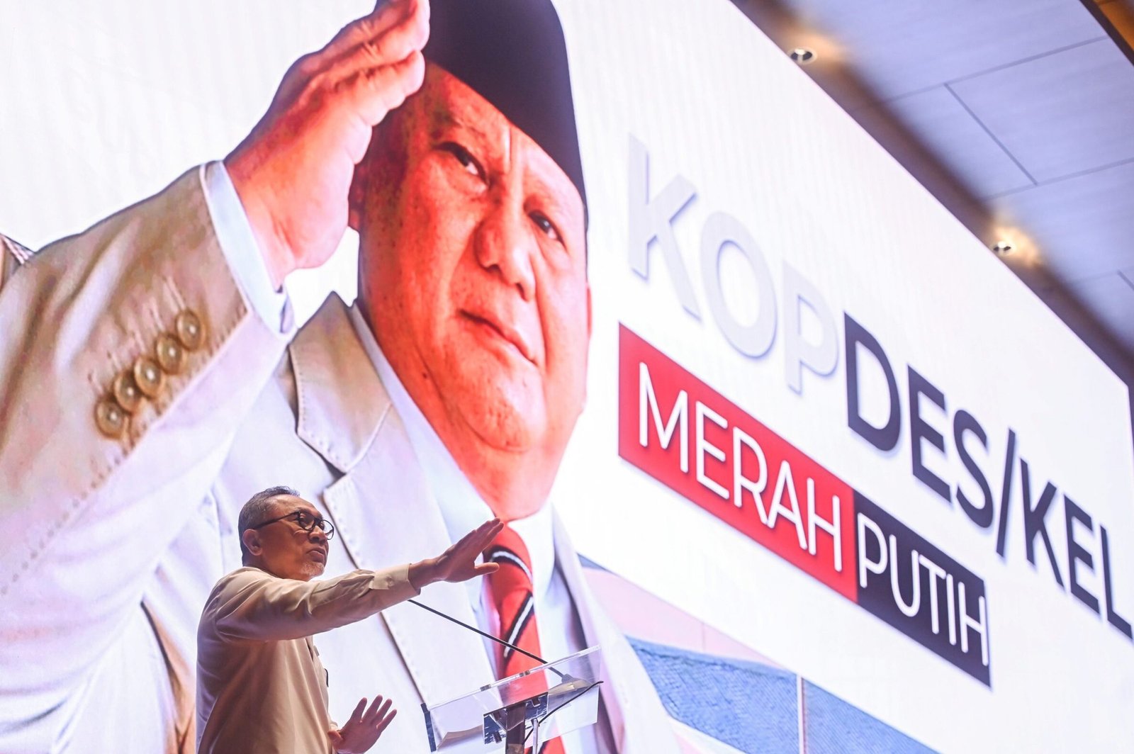 Zulkifli Hasan Pastikan Peluncuran Koperasi Desa Siap Digelar 19 Juli