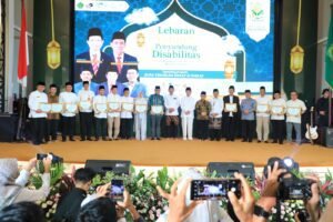 Kemenag, BAZNAS, dan LAZ Salurkan 2 Juta Paket Bingkisan untuk Anak Yatim dan Disabilitas se-Indonesia
