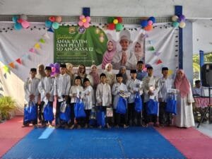 Syiar Muharram 1447 H, SD Angkasa 12 Halim dan Komite Sekolah Gelar Santunan Yatim