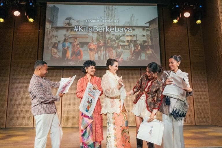 #KitaBerkebaya: Ketika Kebaya Menjadi Suara dan Sikap Perempuan Indonesia