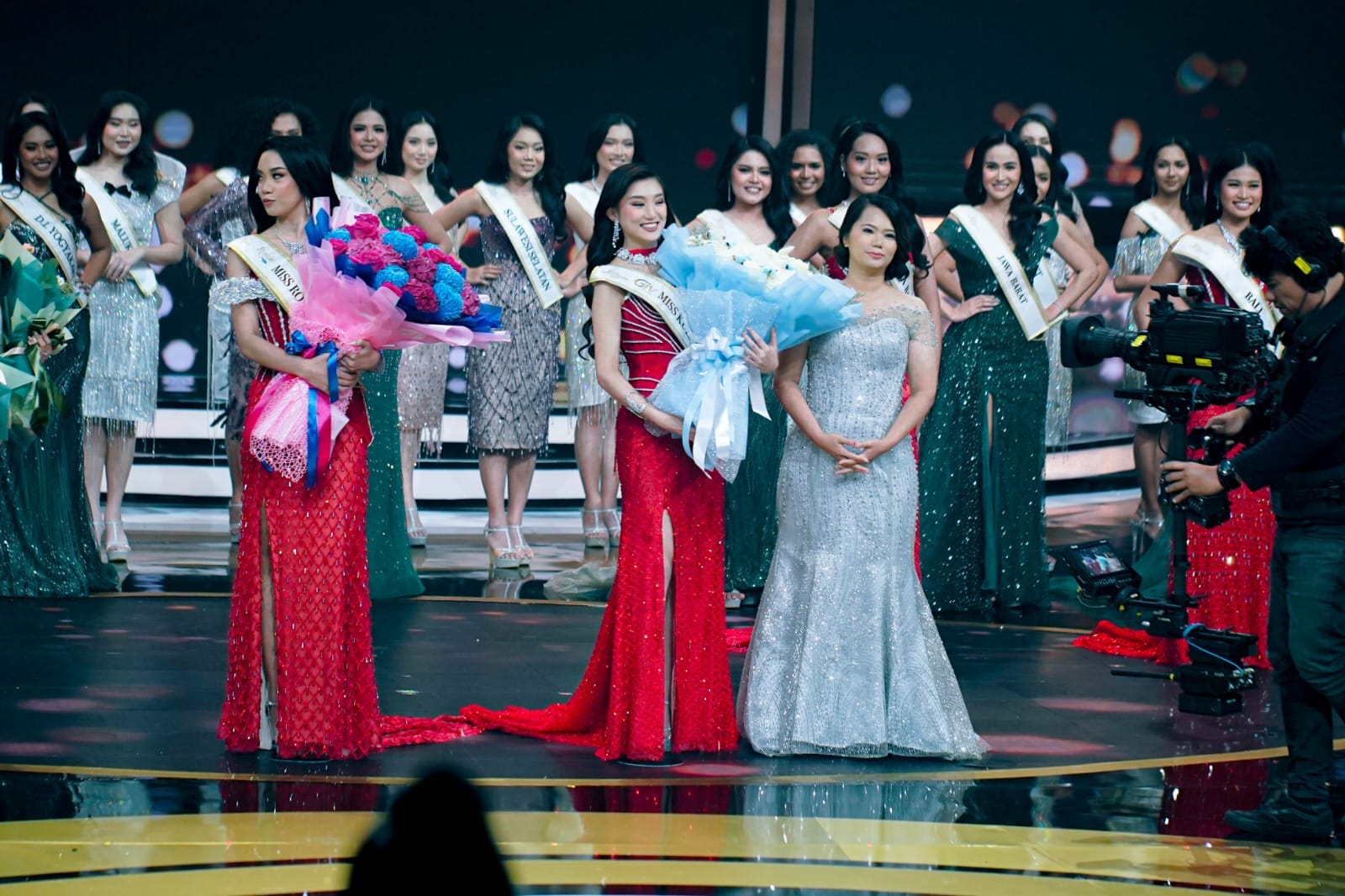 GIV Anugerahkan Gelar Miss Kulit Glowing kepada Zefanya Sharon di Miss Indonesia 2025