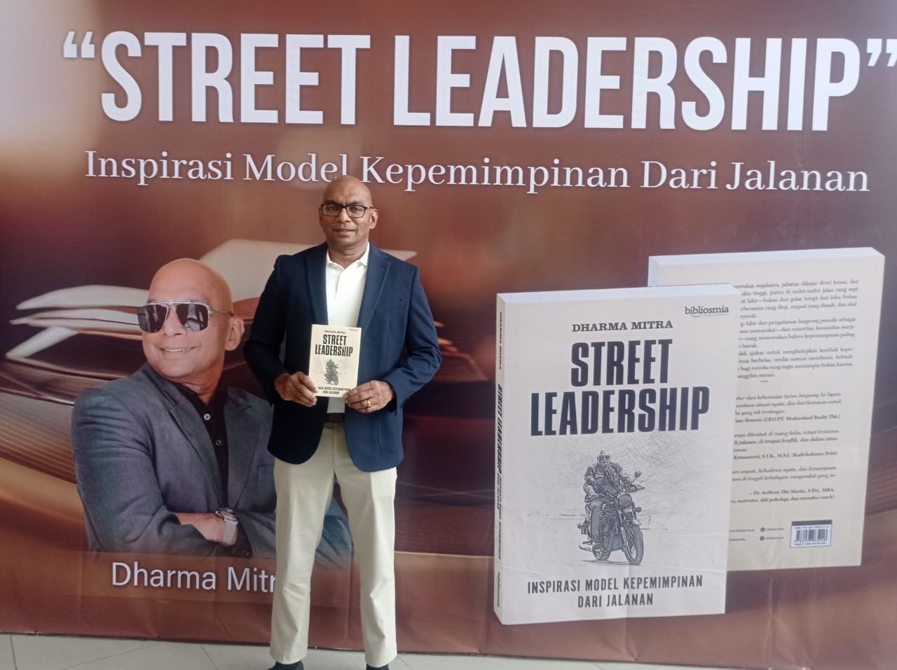 Dharma Mitra Luncurkan Buku Street Leadership, Cerita Kepemimpinan dari Lapangan