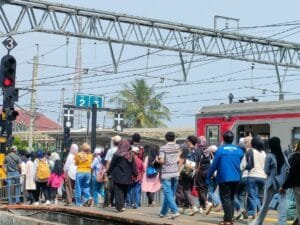 Tarif Transportasi Publik Cuma Rp80 di HUT RI ke-80!
