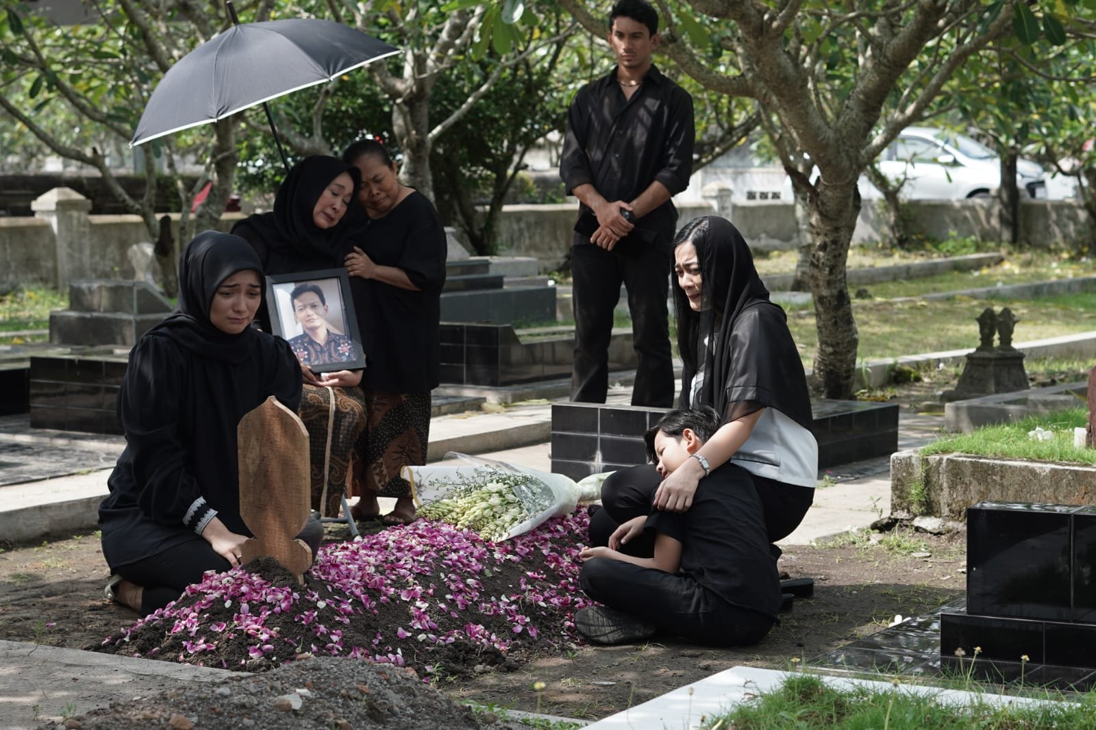Bikin Ibu Mana pun Menangis, Air Mata di Ujung Sajadah 2 Resmi Rilis Trailer & Poster