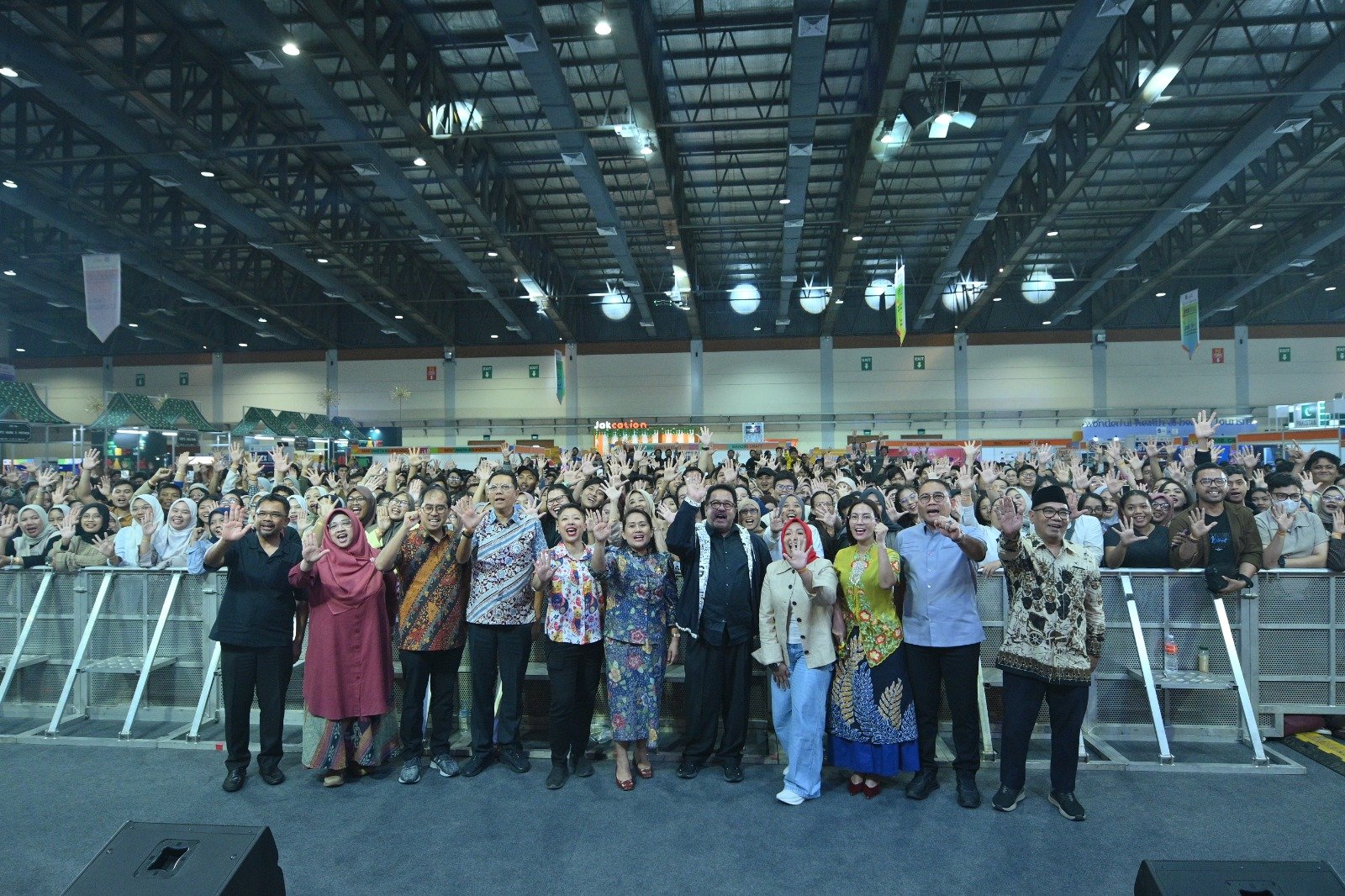 JITEX 2025 Resmi DitutupM Transaksi Tembus Rp14,35 Triliun, Jakarta Mantapkan Diri Sebagai Hub Ekonomi Global - Copy