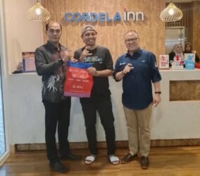 Omega Hotel Management Rayakan Hari Pelanggan Nasional dengan Cara Spesial