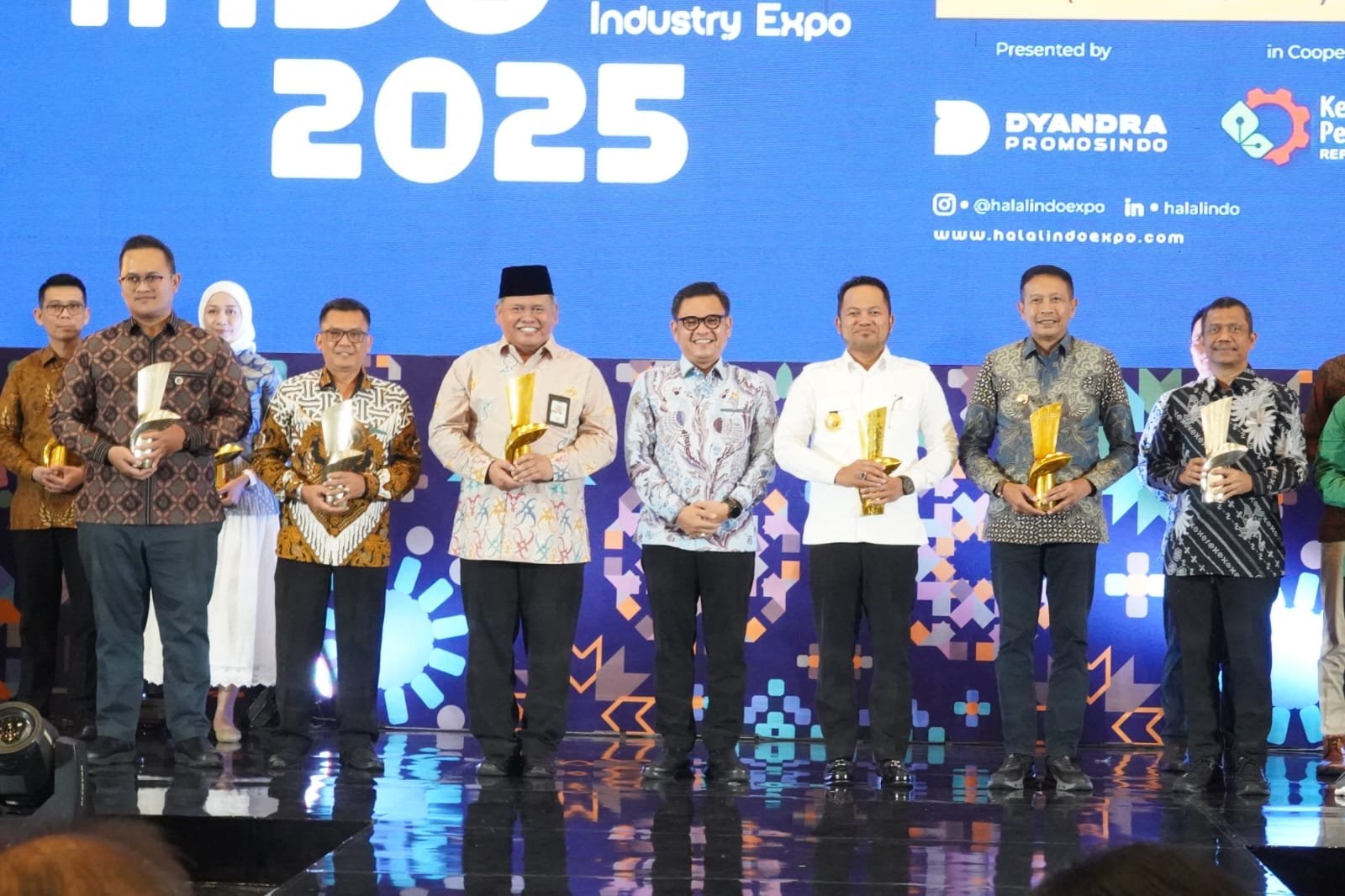 PT HSI Tegaskan Posisi Pionir Industri Keramik Halal Indonesia Lewat IHYA 2025