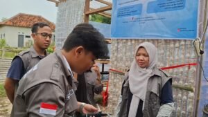 ReSalt House: Inovasi ITB Ubah Sampah Plastik Jadi Rumah Garam di Pesisir Cirebon