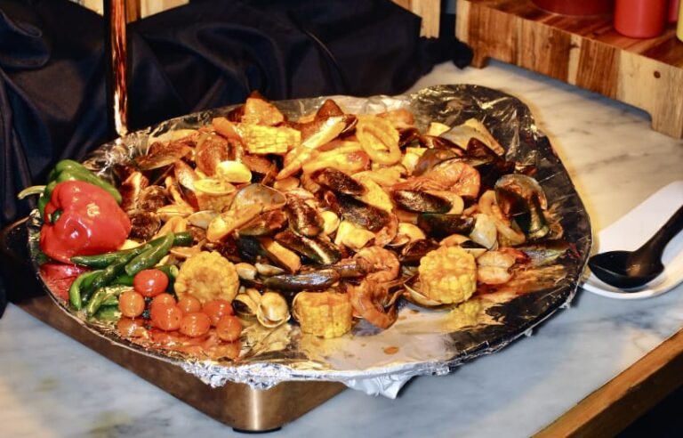 Smoke Signals Kembali Hadir di Double Chin ARTOTEL Thamrin Jakarta dengan BBQ All You Can Eat