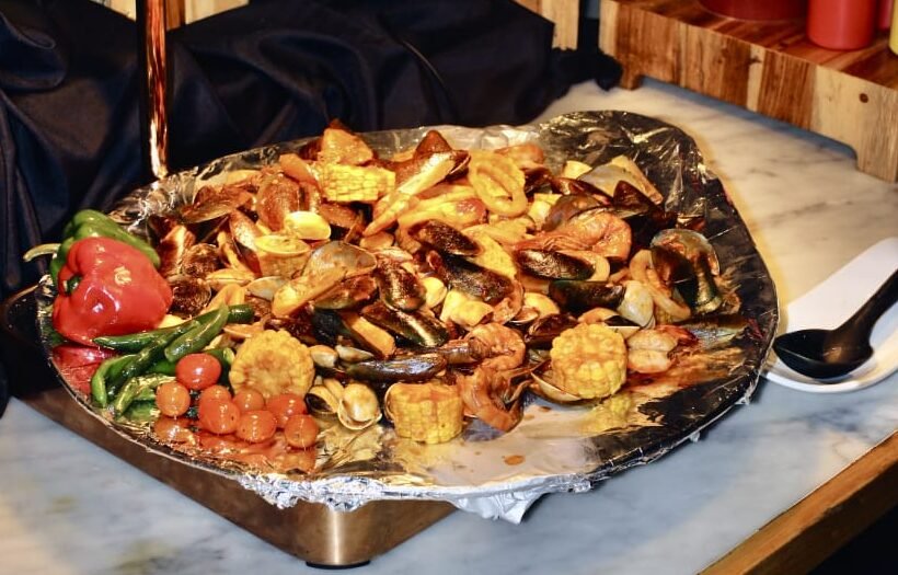 Smoke Signals Kembali Hadir di Double Chin ARTOTEL Thamrin Jakarta dengan BBQ All You Can Eat