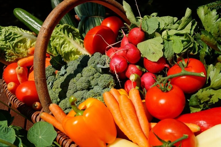 Tips Menyimpan Sayur, Buah, dan Daging Supaya Awet Lebih Lama