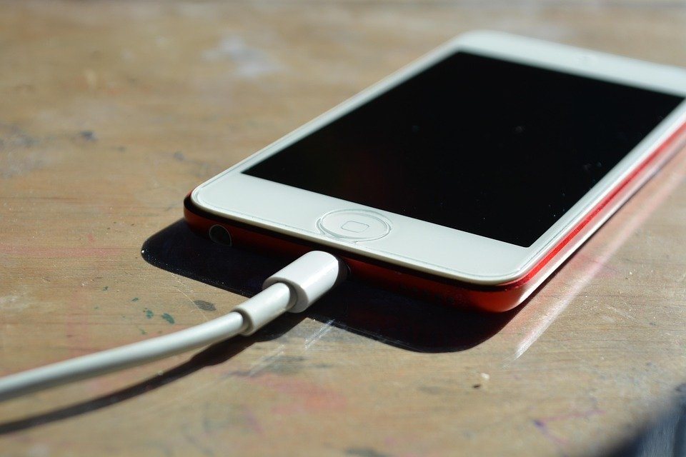 Tips Smart Charging: Cara Bikin Baterai HP Awet untuk Semua Jenis Smartphone