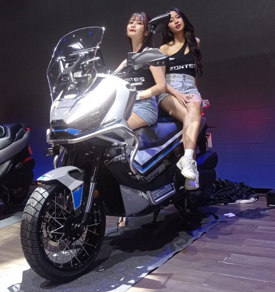 ZONTES ZT368K – Maxi Scooter Premium, Nyaman, dan Mewah