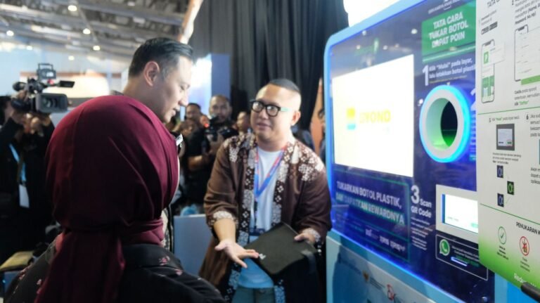 AHY Dukung Program “Nabung Sampah Plastik” BSI x Plasticpay: Inovasi Hijau Dapat Saldo Rp500 per Botol