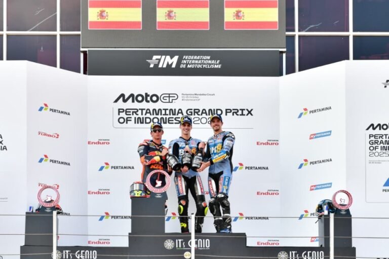 Fermin Aldeguer Raih Kemenangan Perdana di MotoGP Mandalika 2025, Marc Marquez Kembali Apes