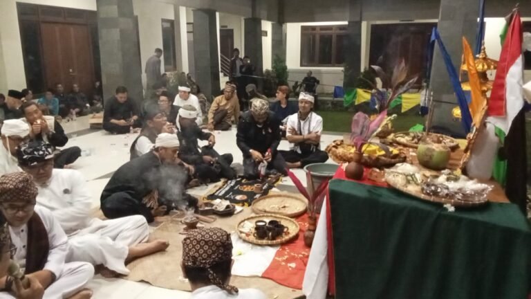 Menjaga Tradisi dan Silaturahmi, Yayasan Rancage Gelar Nyawang Bulan Kedua di Bogor