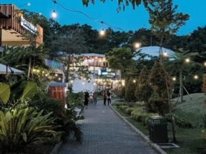 Taman Budaya Sentul City: Wisata Edukasi dengan Nuansa Sunda & Wahana Seru