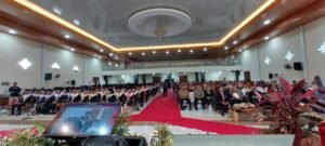 Universitas Nusa Bangsa Bogor Gelar Wisuda ke-33 dengan Semangat Humanis, Lahirkan 132 Lulusan Siap Mengabdi