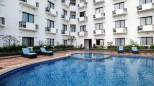 Vue Palace ARTOTEL Curated Rayakan Ulang Tahun ke-22 dengan Semangat Kebersamaan Lewat “Back 2 The Futu2e”