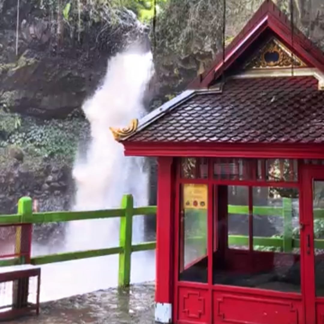 Curug Dago: Air Terjun Tersembunyi di Jantung Kota Bandung
