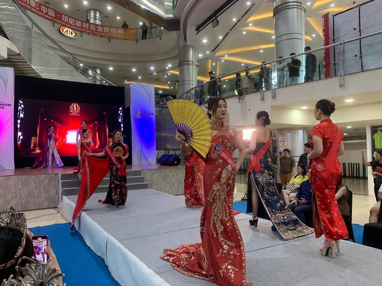 El John Fashion Week x Miss Chinese Indonesia 2025 Padukan Tradisi & Modernitas di Jakarta