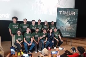 “Timur” Rilis Trailer dan Poster Resmi: Iko Uwais dan Nagita Slavina Siap Pasang Standar Baru Film Laga Indonesia