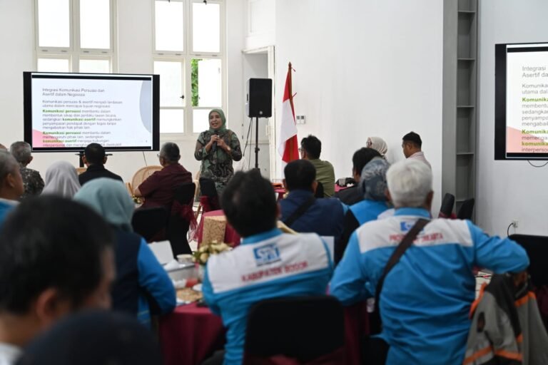 Workshop Literasi Keuangan Perkuat Kapasitas Serikat Pekerja untuk Negosiasi yang Lebih Kuat dan Profesional