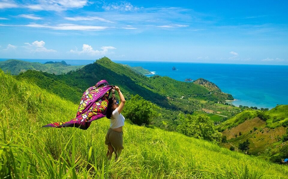 6 Tren Pariwisata Indonesia 2026: Cultural Immersion, Eco-Tourism, Wellness hingga Bleisure