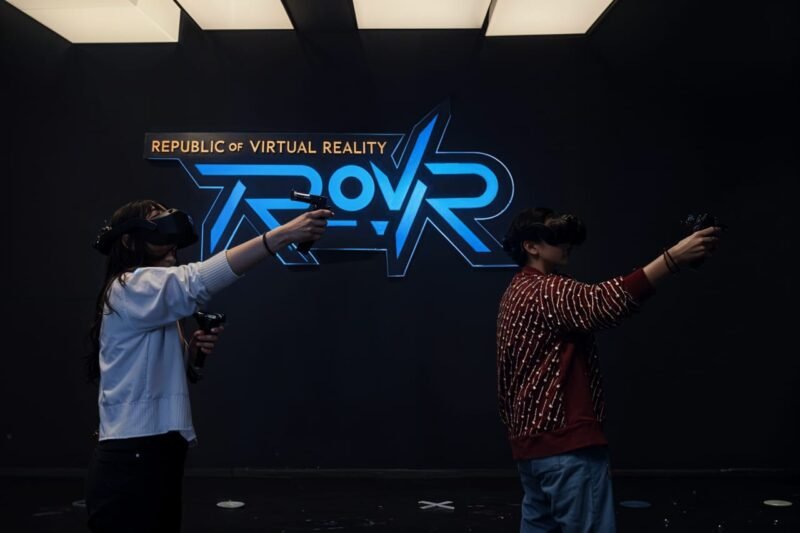 Aston Priority Simatupang Gandeng Republic of Virtual Reality, Hadirkan Arena VR di Perayaan Tahun Baru