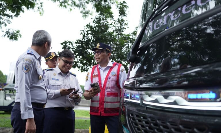 Ditjen Hubdat Periksa 85 Bus di Tol Jagorawi, Pastikan Angkutan Nataru Aman dan Nyaman