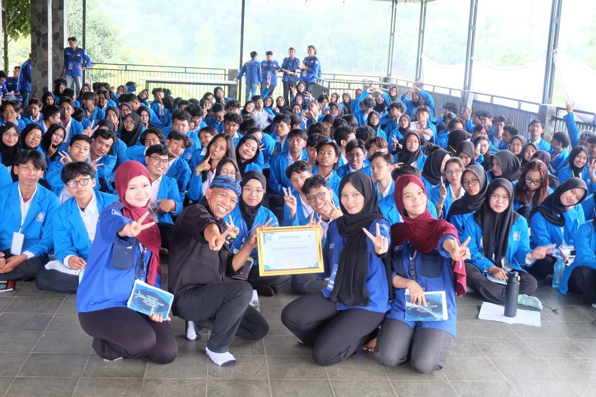 HIMSI SMART CAMP 2025 Cetak Mahasiswa Sistem Informasi CEKRITAS
