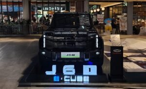 Hadir di Summarecon Mall Bandung, TIGGO 8 CSH Comfort dan J6T Menemani Resolusi dan Momen Kebersamaan Keluarga di Akhir Tahun