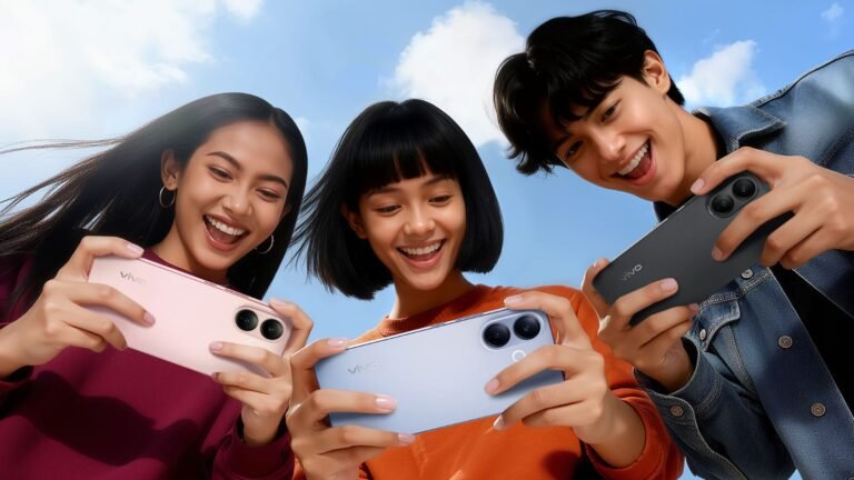 vivo V60 Series Jadi Holiday Kit Terbaik untuk Temani Liburan Akhir Tahun 2025, Dengan Kamera dan AI yang Canggih