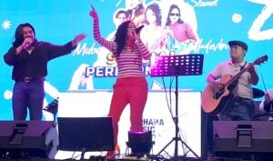 Romaria Simbolon Hangatkan Wahana Music Night Bekasi dengan Penampilan Penuh Emosi